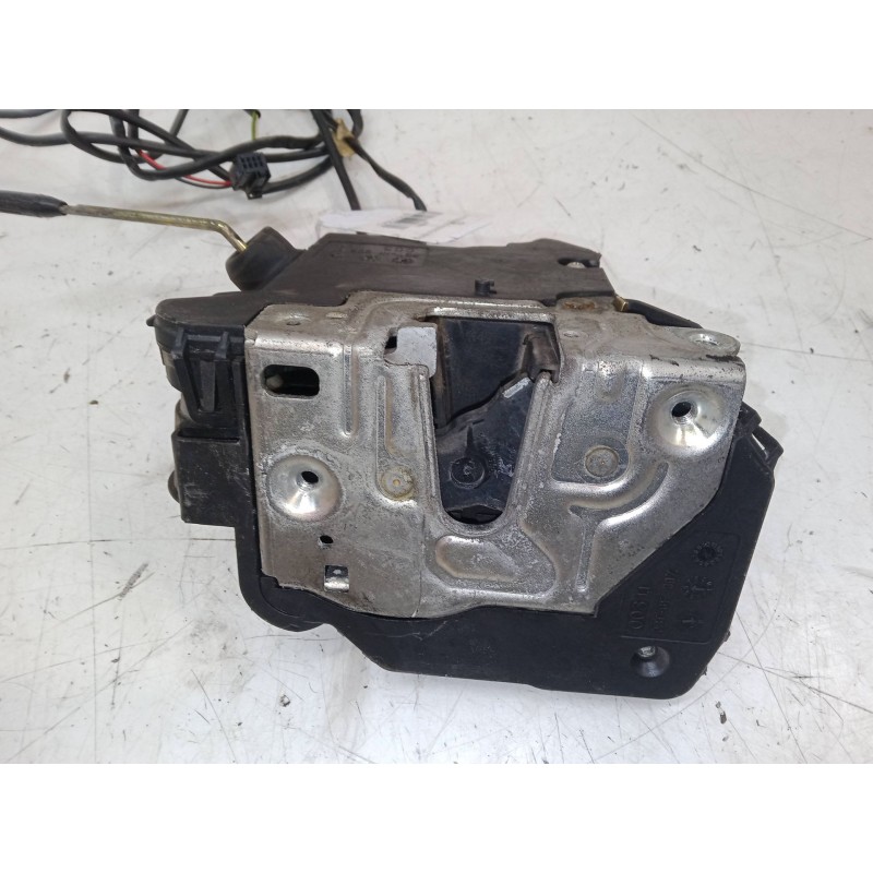 Recambio de cerradura puerta delantera izquierda para mercedes-benz clase c (w203) c 220 cdi (203.006) referencia OEM IAM 004133