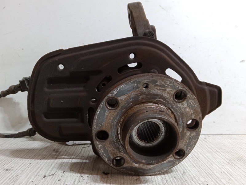 Recambio de mangueta delantera izquierda para opel combo tour 1.3 cdti 16v referencia OEM IAM consensorabs  GM13154317