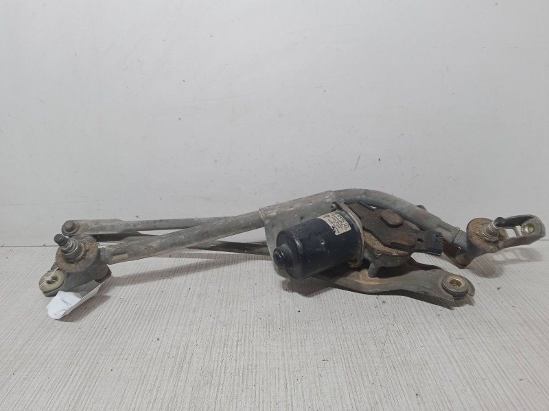 Recambio de motor limpia delantero para nissan almera ii hatchback (n16) 1.5 referencia OEM IAM 40458212V  