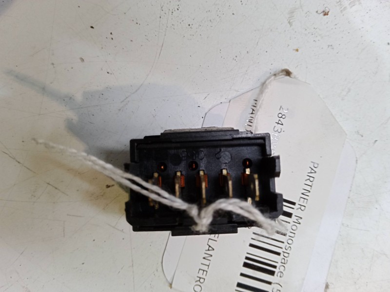 Recambio de mando elevalunas delantero derecho para peugeot partner monospace (5_, g_) 1.9 d referencia OEM IAM   