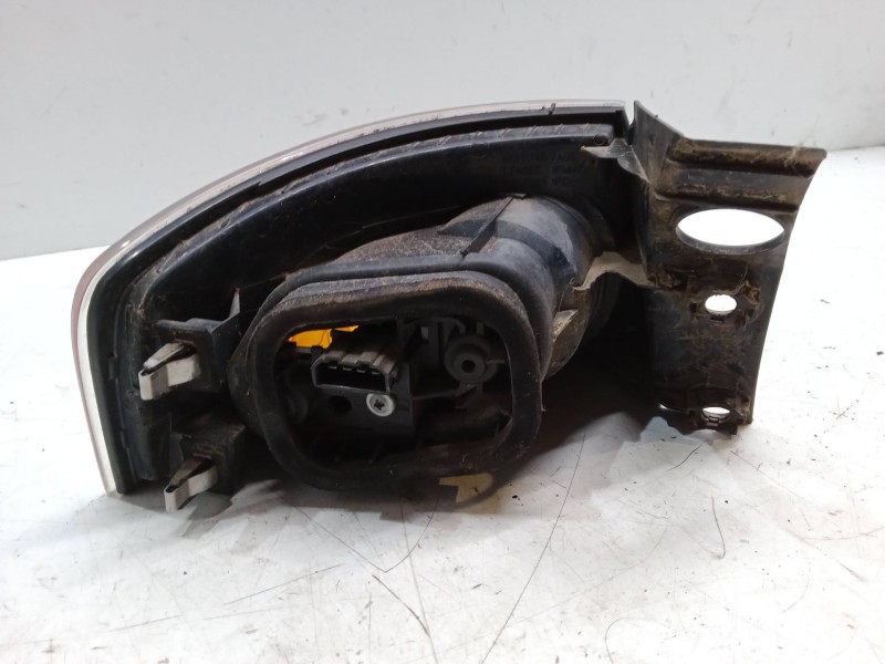 Recambio de piloto trasero derecho para seat ibiza iii (6l1) 1.4 16v referencia OEM IAM   
