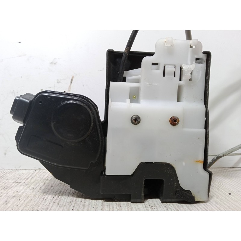Recambio de cerradura puerta delantera derecha para kia sportage ii (je_, km_) 2.0 crdi referencia OEM IAM   