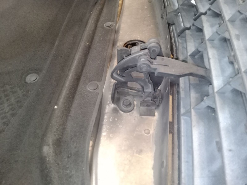 Recambio de capo para mercedes-benz clase c (w203) c 220 cdi (203.006) referencia OEM IAM A2038800157  