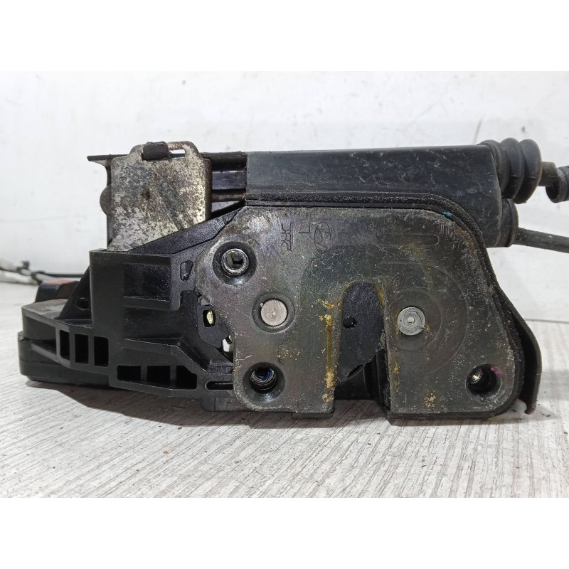 Recambio de cerradura puerta delantera izquierda para kia sportage ii (je_, km_) 2.0 crdi referencia OEM IAM BKG001411  