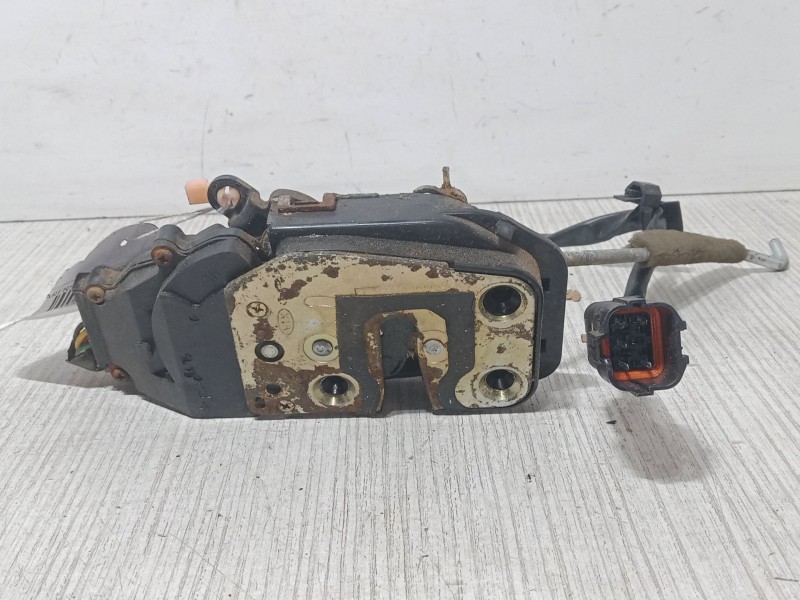 Recambio de cerradura puerta delantera izquierda para kia carens ii monospace (fj) 2.0 crdi referencia OEM IAM   