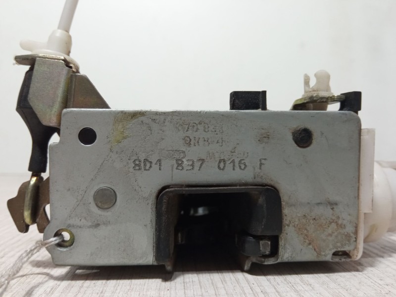 Recambio de cerradura puerta delantera derecha para audi a4 b5 (8d2) 1.8 t referencia OEM IAM 8D1837016F  