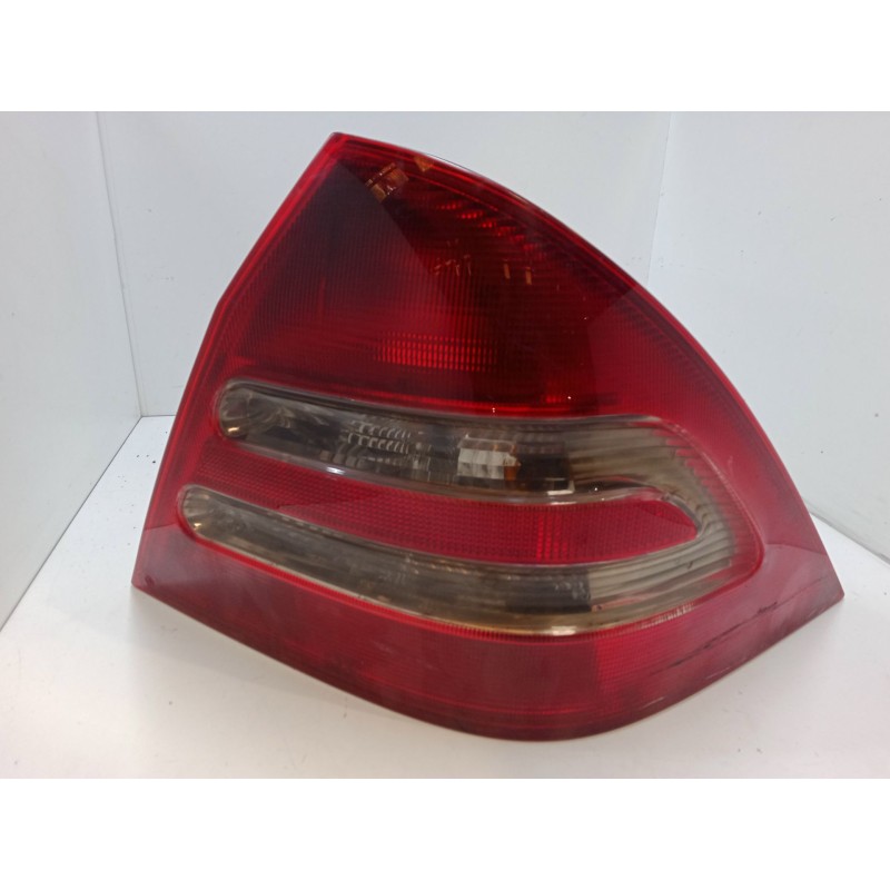 Recambio de piloto trasero derecho para mercedes-benz clase c (w203) c 220 cdi (203.006) referencia OEM IAM 2038200264R  