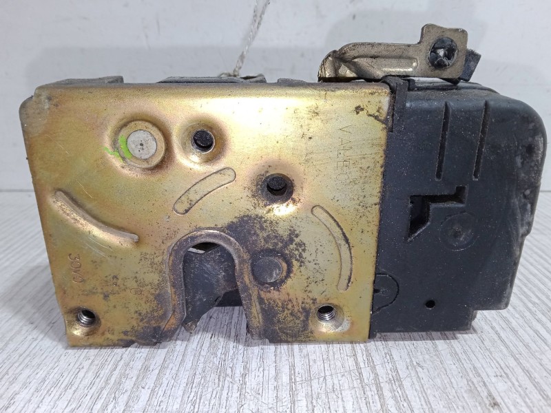 Recambio de cerradura puerta delantera izquierda para peugeot 206 hatchback (2a/c) 1.9 d referencia OEM IAM   