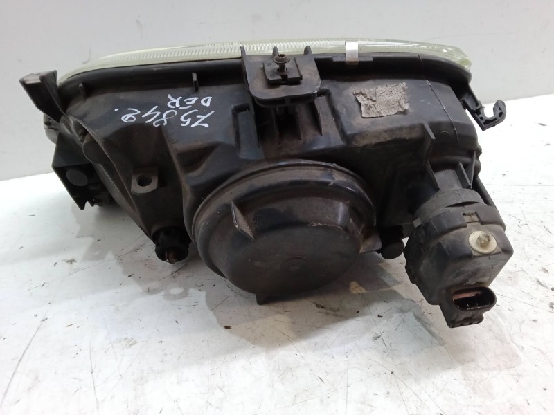 Recambio de faro derecho para renault megane i (ba0/1_) 1.9 d eco (ba0a, ba0u, ba0r) referencia OEM IAM   