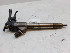 Recambio de inyector para kia carens iv 1.7 crdi referencia OEM IAM    2
