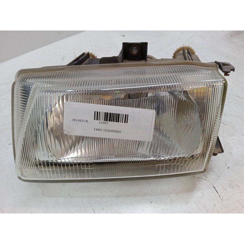 Recambio de faro izquierdo para seat ibiza ii (6k1) 1.4 i referencia OEM IAM   