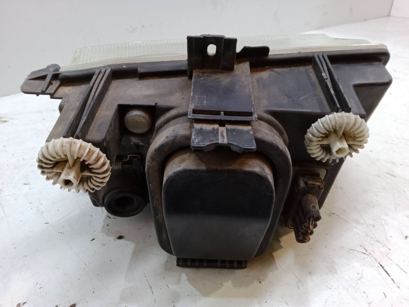 Recambio de faro izquierdo para seat ibiza ii (6k1) 1.4 i referencia OEM IAM   