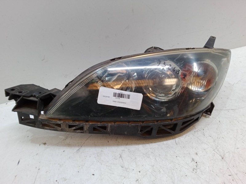 Recambio de faro izquierdo para mazda 3 (bk) 1.6 (bk14) referencia OEM IAM   