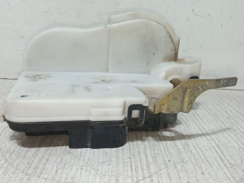 Recambio de cerradura puerta delantera izquierda para seat inca (6k9) 1.9 d referencia OEM IAM   