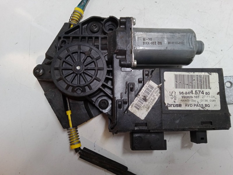 Recambio de elevalunas electrico delantero derecho para peugeot 307 (3a/c) 1.6 hdi 110 referencia OEM IAM 9634457480  