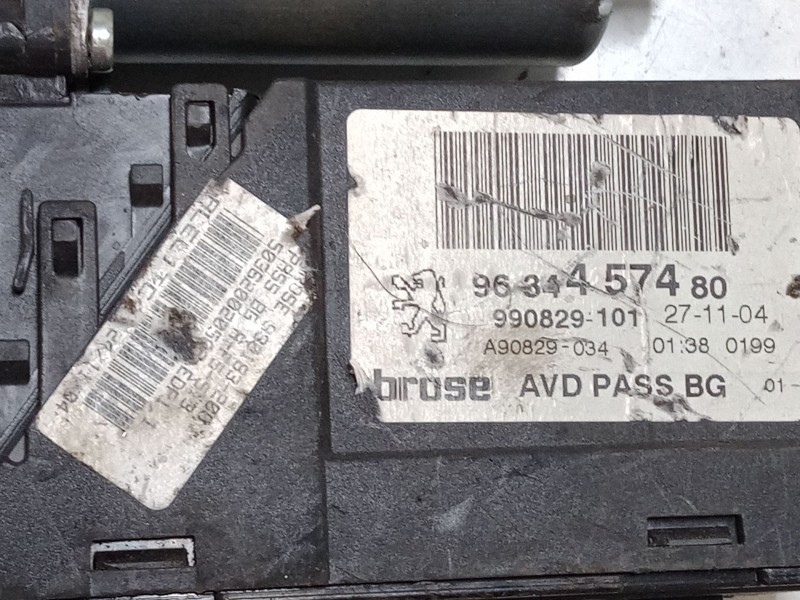 Recambio de elevalunas electrico delantero derecho para peugeot 307 (3a/c) 1.6 hdi 110 referencia OEM IAM 9634457480  
