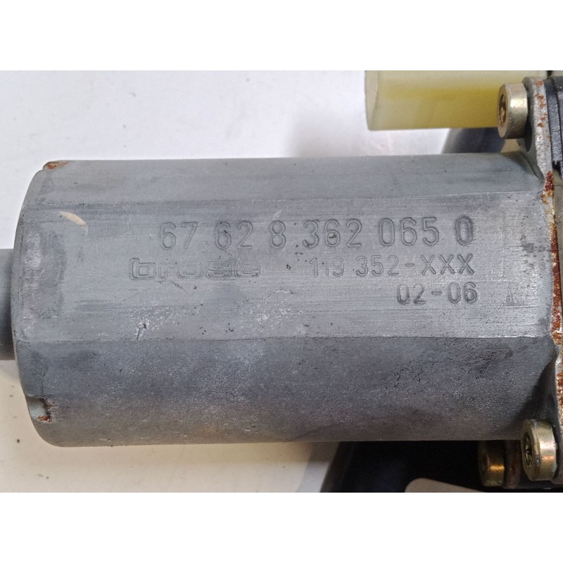 Recambio de elevalunas electrico trasero derecho para land rover range rover i 4.3 vogue lse 4x4 referencia OEM IAM   