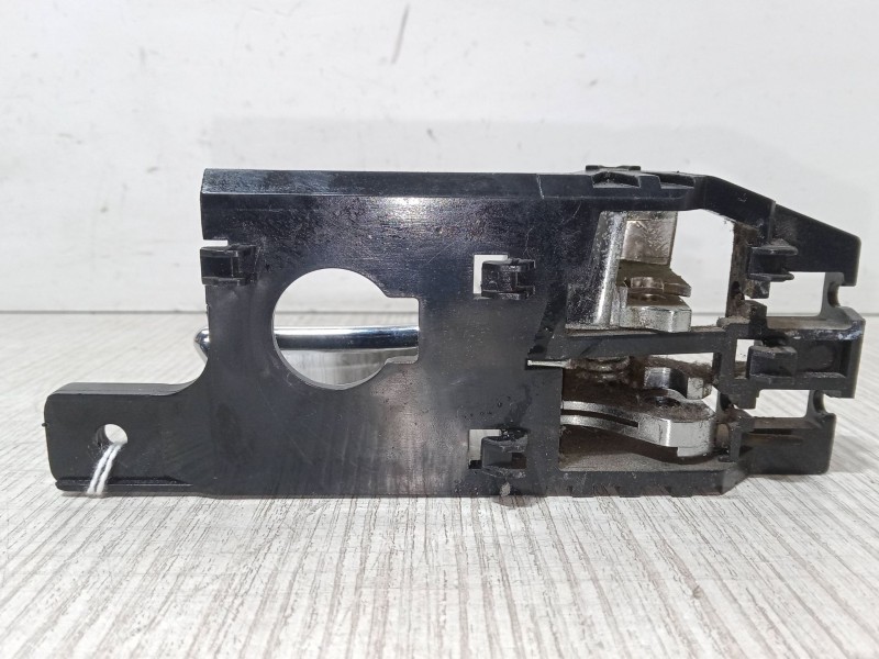 Recambio de maneta interior puerta trasera izquierda para kia sportage ii (je_, km_) 2.0 crdi referencia OEM IAM   