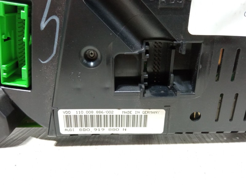 Recambio de cuadro instrumentos para audi a4 b5 (8d2) 1.8 t referencia OEM IAM 8D0919880N  110008886002
