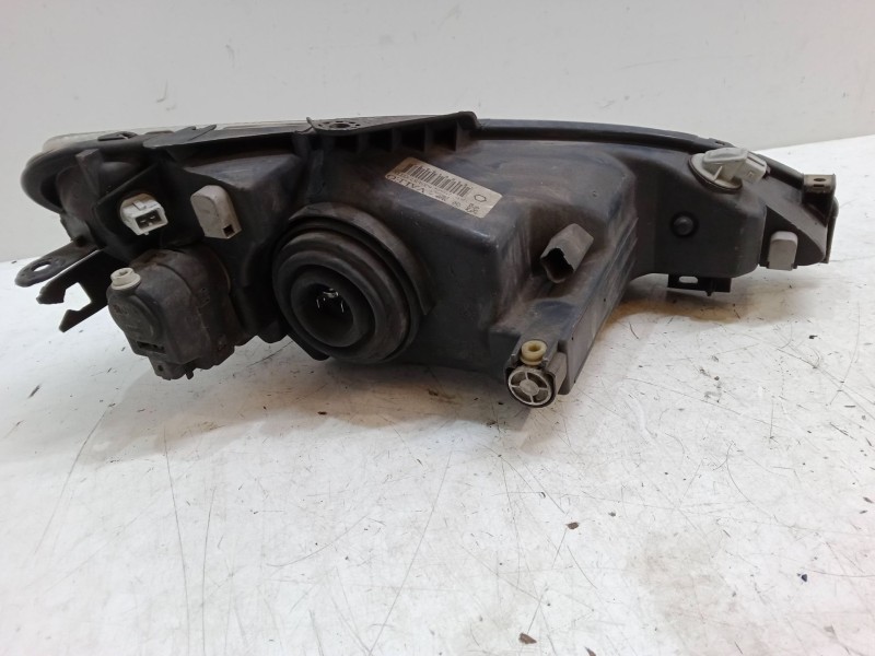 Recambio de faro izquierdo para peugeot 206 hatchback (2a/c) 1.4 i referencia OEM IAM   