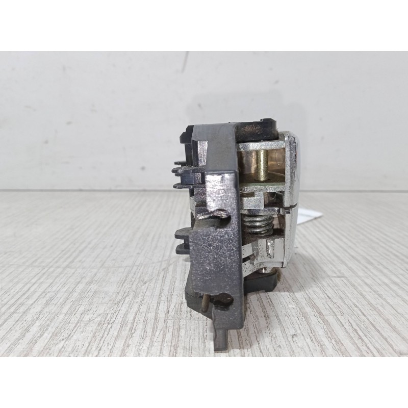 Recambio de maneta interior puerta trasera izquierda para kia sportage ii (je_, km_) 2.0 crdi referencia OEM IAM   