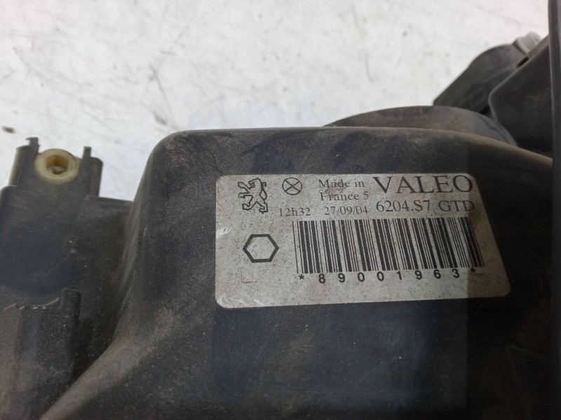 Recambio de faro izquierdo para peugeot 206 hatchback (2a/c) 1.4 i referencia OEM IAM   