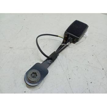 ANCLAJE CINTURON DELANTERO IZQUIERDO 