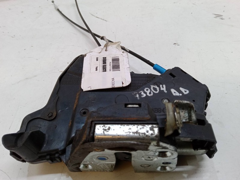 Recambio de cerradura puerta delantera derecha para toyota auris station wagon (_e18_) 1.8 hybrid (zwe186_) referencia OEM IAM A