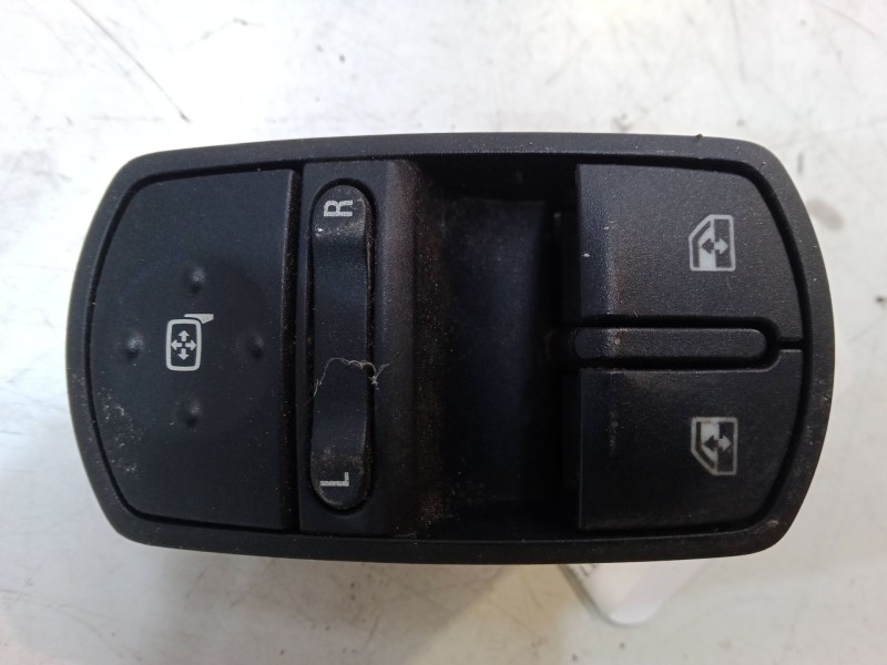 Recambio de mando elevalunas delantero izquierdo para opel corsa e (x15) 1.4 (08, 68) referencia OEM IAM   