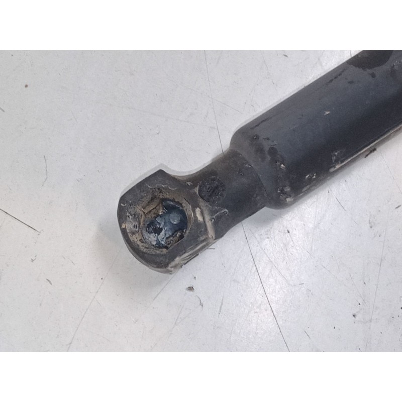 Recambio de amortiguadores malet/porton para peugeot 207/207+ (wa_, wc_) 1.4 referencia OEM IAM   