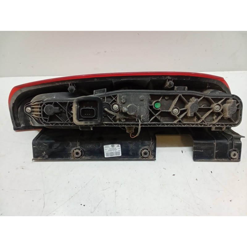 Recambio de piloto trasero izquierdo para fiat doblo cargo (263_) 1.3 d multijet referencia OEM IAM 00518106740  02038099900010