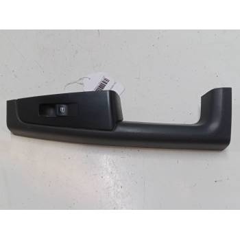MANDO ELEVALUNAS TRASERO DERECHO 3T0 868 538 