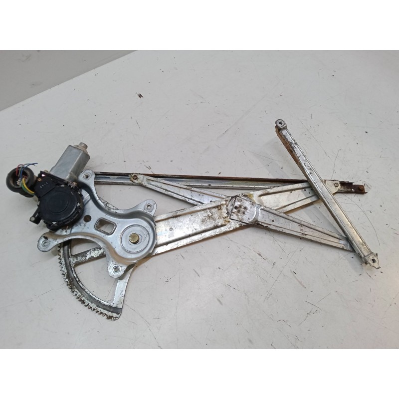 Recambio de elevalunas electrico delantero derecho para toyota corolla verso (_e12_) 1.6 vvt-i (zze121_) referencia OEM IAM    Recambio de elevalunas electrico delantero derecho para toyota corolla verso (_e12_) 1.6 vvt-i (zze121_) referencia OEM IAM