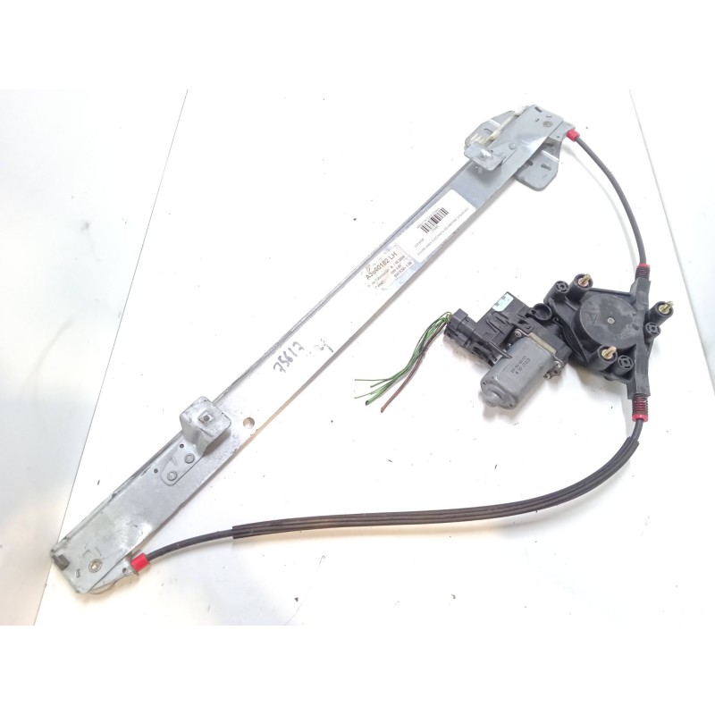 Recambio de elevalunas electrico delantero izquierdo para iveco daily iv caja/chasis 35c12, 35s12 referencia OEM IAM D309302  