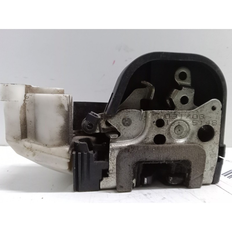 Recambio de cerradura puerta delantera derecha para alfa romeo 147 (937_) 1.9 jtd (937.axd1a, 937.bxd1a) referencia OEM IAM   