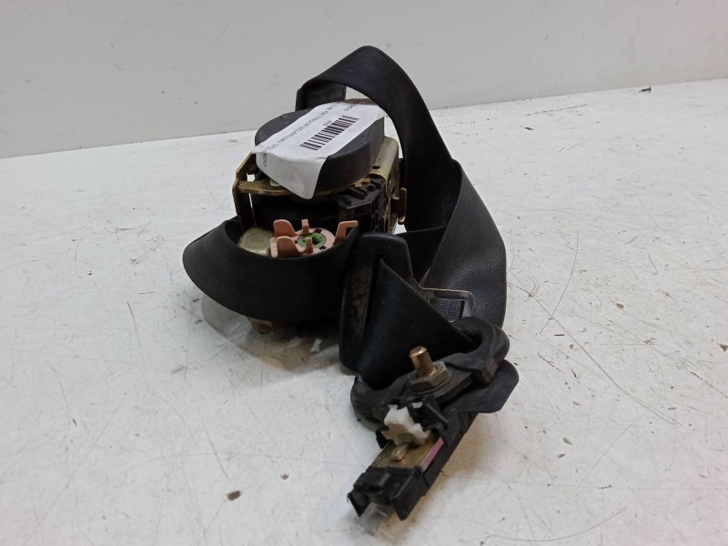 Recambio de cinturon con pretensor delantero izquierdo para audi a3 (8l1) 1.8 referencia OEM IAM   