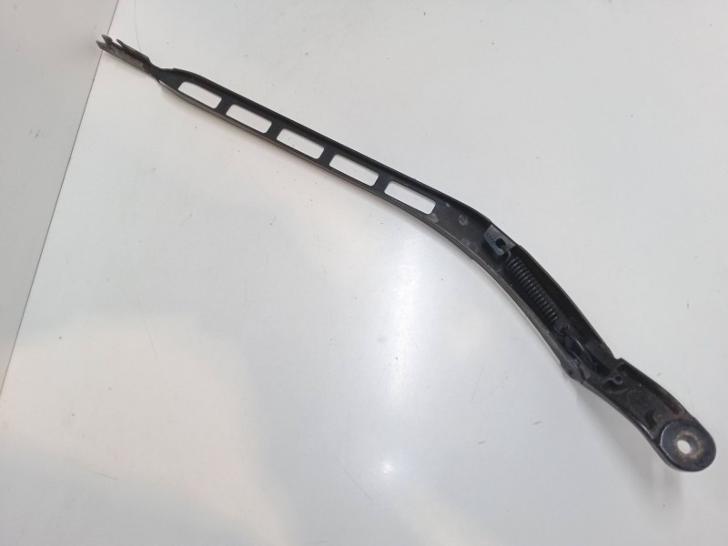Recambio de brazo limpia delantero derecho para seat altea (5p1) 1.9 tdi referencia OEM IAM    Recambio de brazo limpia delantero derecho para seat altea (5p1) 1.9 tdi referencia OEM IAM