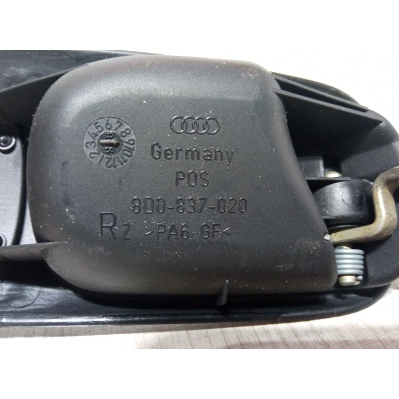 Recambio de maneta interior puerta delantera derecha para audi a4 b5 (8d2) 1.8 t referencia OEM IAM 8D0-837-020   Recambio de maneta interior puerta delantera derecha para audi a4 b5 (8d2) 1.8 t referencia OEM IAM 8D0-837-020