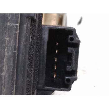CERRADURA PUERTA TRASERA DERECHA 