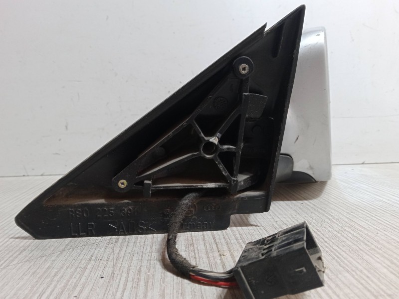 Recambio de retrovisor electrico derecho para audi a3 (8l1) 1.6 referencia OEM IAM   