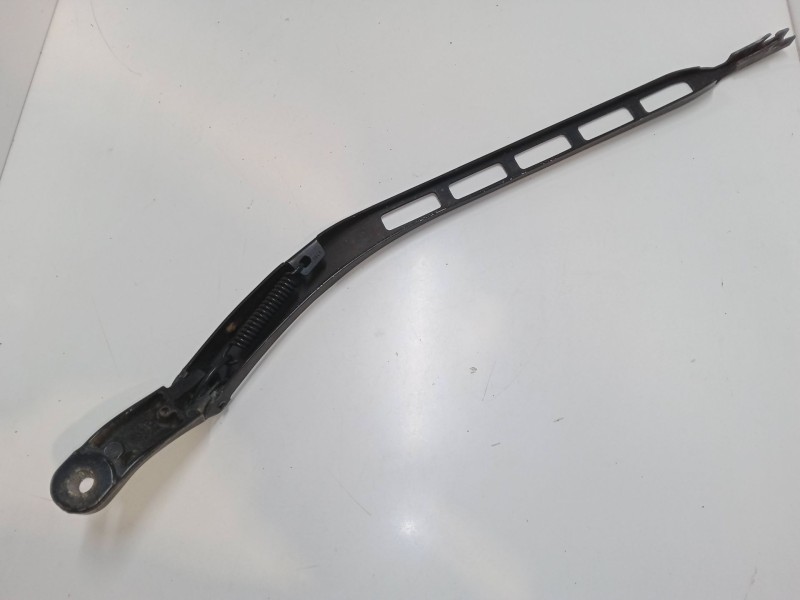 Recambio de brazo limpia delantero izquierdo para seat altea (5p1) 1.9 tdi referencia OEM IAM    Recambio de brazo limpia delantero izquierdo para seat altea (5p1) 1.9 tdi referencia OEM IAM