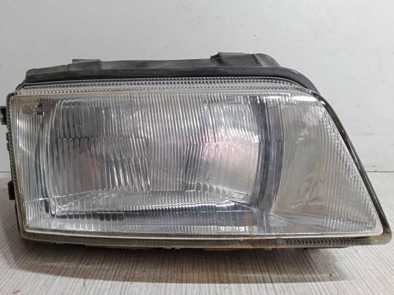 Recambio de faro derecho para audi a4 b5 (8d2) 1.8 t referencia OEM IAM   