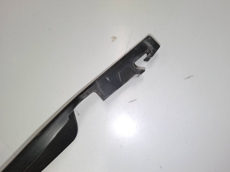 Recambio de brazo limpia delantero izquierdo para seat altea (5p1) 1.9 tdi referencia OEM IAM    Recambio de brazo limpia delantero izquierdo para seat altea (5p1) 1.9 tdi referencia OEM IAM