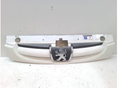 Recambio de rejillas capo para peugeot partner monospace (5_, g_) 1.6 hdi 75 referencia OEM IAM   