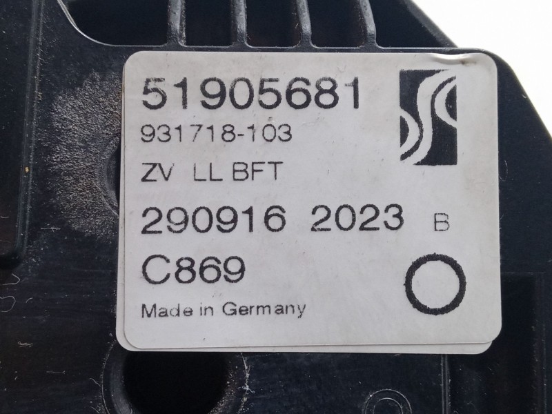 Recambio de cerradura puerta delantera derecha para fiat punto (199_) 1.2 (199axz1a, 199bxz1a) referencia OEM IAM 51905681.29091