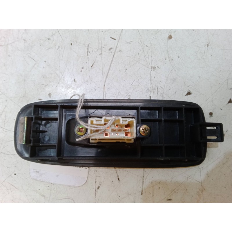 Recambio de mando elevalunas delantero derecho para ford ranger (er, eq, r_) 2.5 td 4x4 referencia OEM IAM    Recambio de mando elevalunas delantero derecho para ford ranger (er, eq, r_) 2.5 td 4x4 referencia OEM IAM