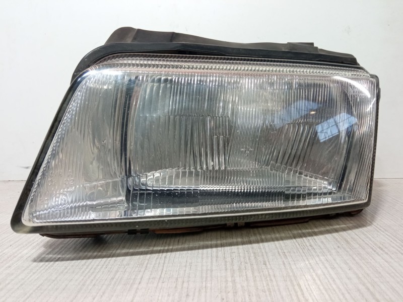 Recambio de faro izquierdo para audi a4 b5 (8d2) 1.8 t referencia OEM IAM 8D0941003A 185 2805 000 