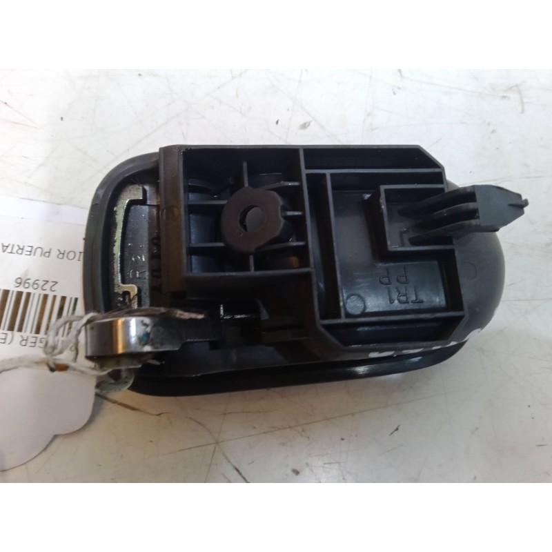Recambio de maneta interior puerta trasera derecha para ford ranger (er, eq, r_) 2.5 td 4x4 referencia OEM IAM    Recambio de maneta interior puerta trasera derecha para ford ranger (er, eq, r_) 2.5 td 4x4 referencia OEM IAM