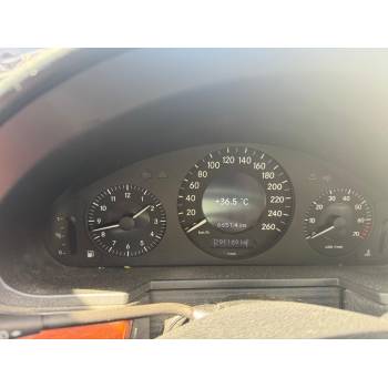 MERCEDES-BENZ CLASE E (W211)