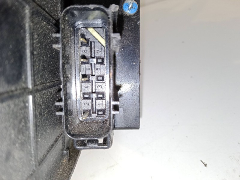 Recambio de cerradura puerta delantera derecha para ford fiesta v (jh_, jd_) 1.6 tdci referencia OEM IAM    Recambio de cerradura puerta delantera derecha para ford fiesta v (jh_, jd_) 1.6 tdci referencia OEM IAM